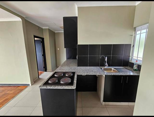 2 BEDROOM PROPERTY TO RENT IN ESSENWOOD